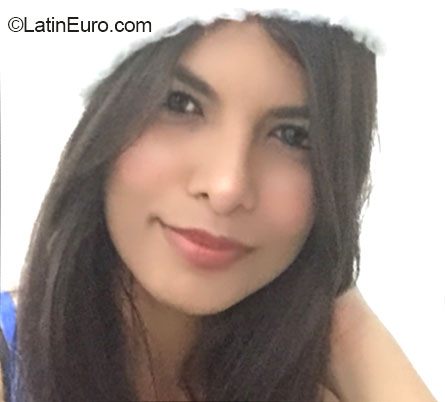 Date this cute Colombia girl Martha from Cartagena CO16463