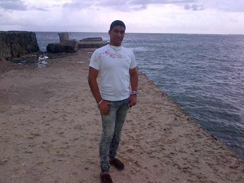 Date this young Dominican Republic man Carlos from San Pedro De Macoris DO20387