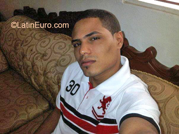 Date this good-looking Dominican Republic man Jorge from Santiago DO20710