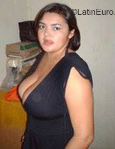 Date this happy Brazil girl Maria from Natal BR9197