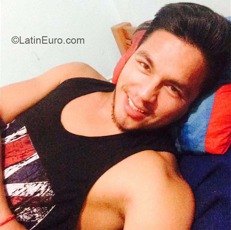 Date this sultry Mexico man Julio cesar from Durango MX1359