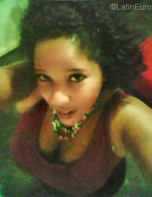 Date this young Dominican Republic girl Sonya from Mao Valverde DO21241