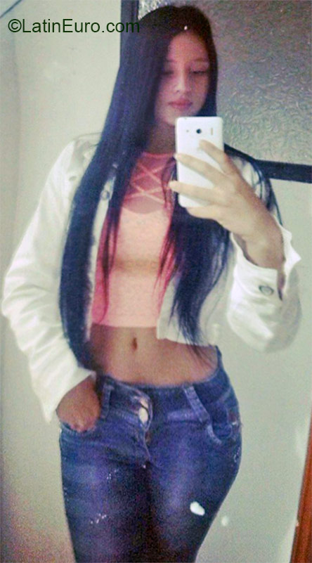 Date this passionate Colombia girl Sara from Medellin CO16982
