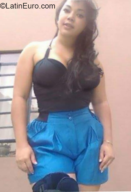 Date this sensual Peru girl Marta from Lima PE1064