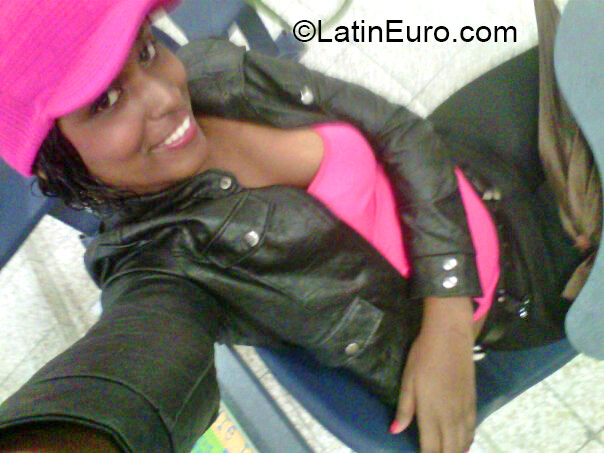 Date this exotic Dominican Republic girl Juana from La Romana DO21618
