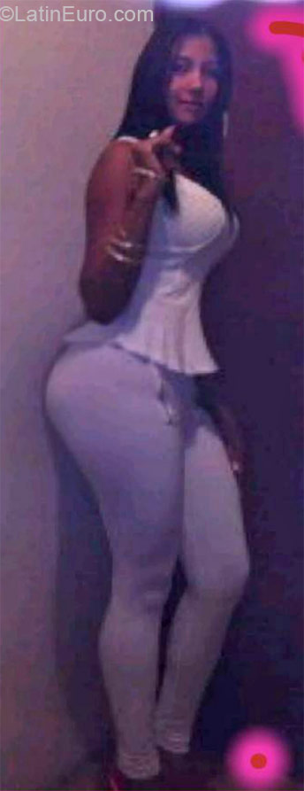 Date this good-looking Dominican Republic girl Yokasta Rossany from La Romana DO21894