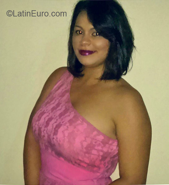 Date this young Dominican Republic girl Icilsa from Santiago DO22359