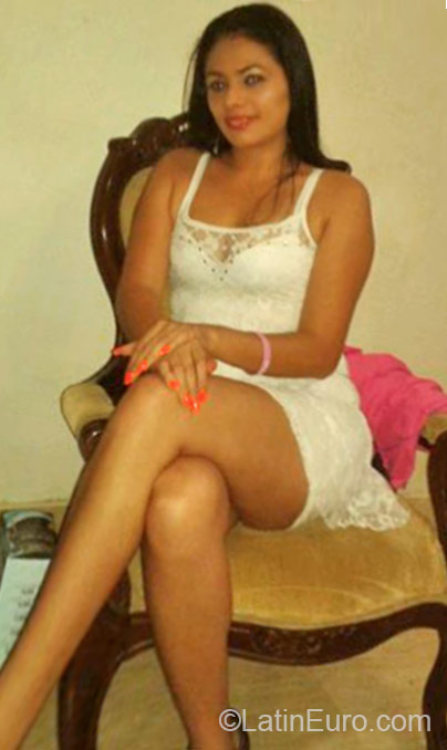 Date this hot Colombia girl Milena from Villavicencio CO17633