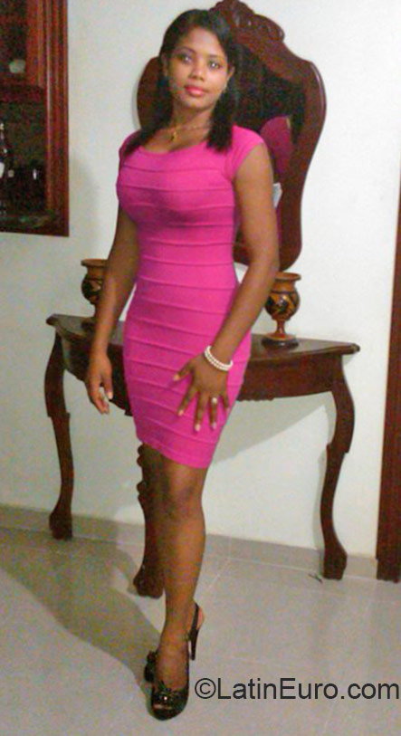 Date this passionate Dominican Republic girl Marcela from Santo Domingo DO22634