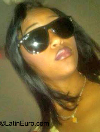 Date this hot Dominican Republic girl Grany from Santo Domingo DO22863
