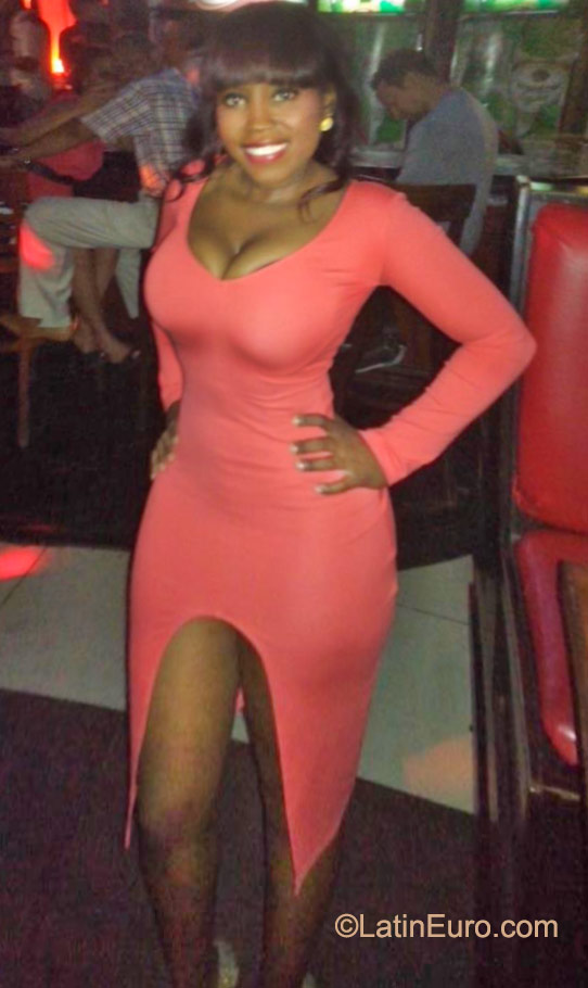 Date this exotic Dominican Republic girl Yasaurias from Santo Domingo DO22958