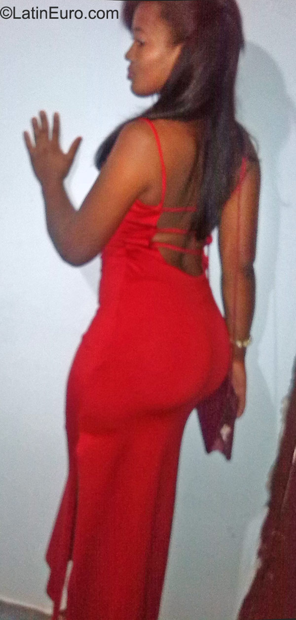 Date this young Dominican Republic girl Love from Santo Domingo DO23001