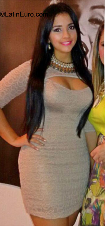 Date this exotic Colombia girl Jessica from Barranquilla CO18014