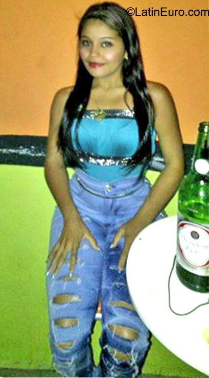 Date this passionate Dominican Republic girl Yocastra from Santo Domingo DO23316