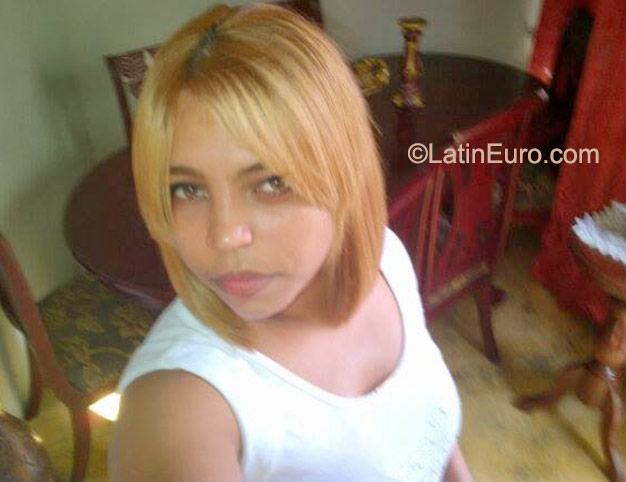 Date this exotic Dominican Republic girl Yulizia from hato mayor DO23334