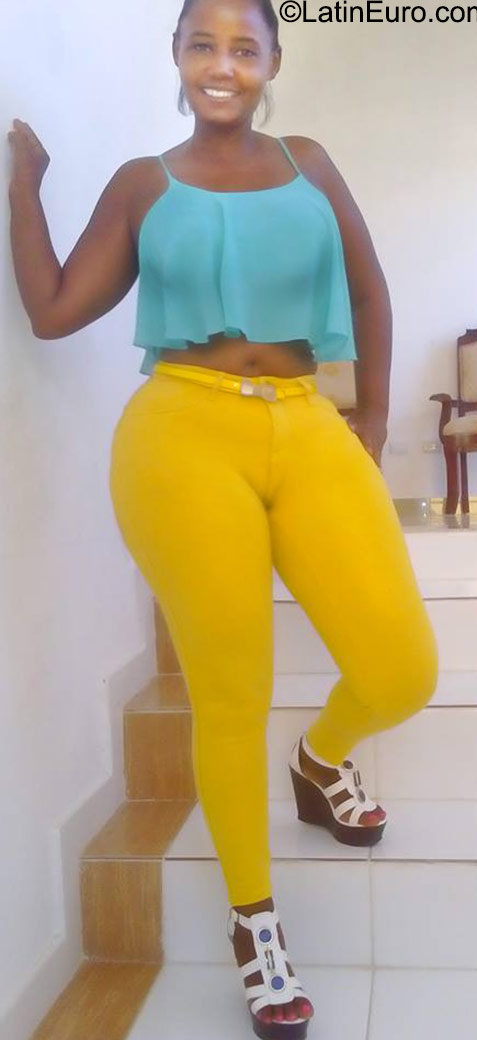 Date this passionate Dominican Republic girl Lidia from Puerto Plata DO23467