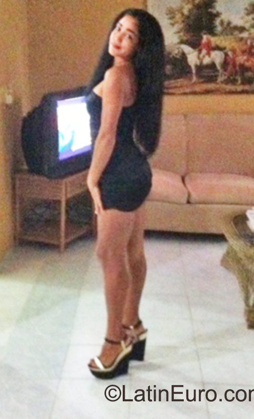 Date this sultry Dominican Republic girl Rosy from Puerto Plata DO23597