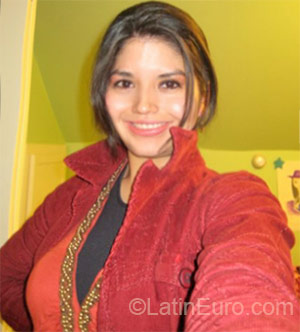 Date this nice looking Colombia girl Ana Milena from Tunja CO18261
