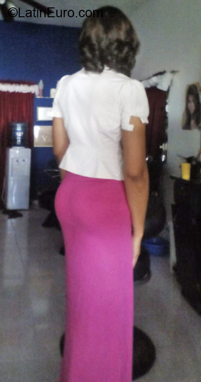 Date this sultry Dominican Republic girl Aracelis Merced from Higuey DO24055