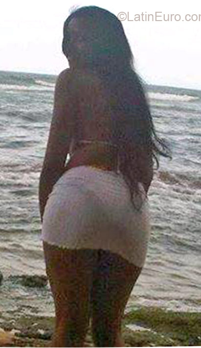 Date this voluptuous Dominican Republic girl LesMary from San Cristobal DO24150