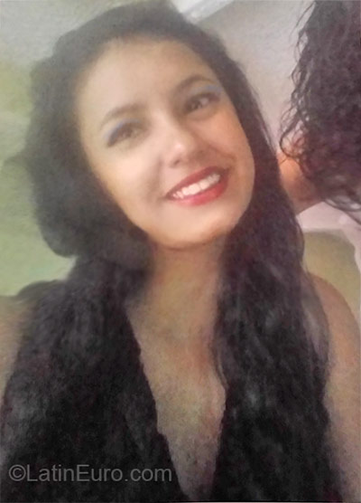Date this foxy Colombia girl Dani from Cucuta CO18397