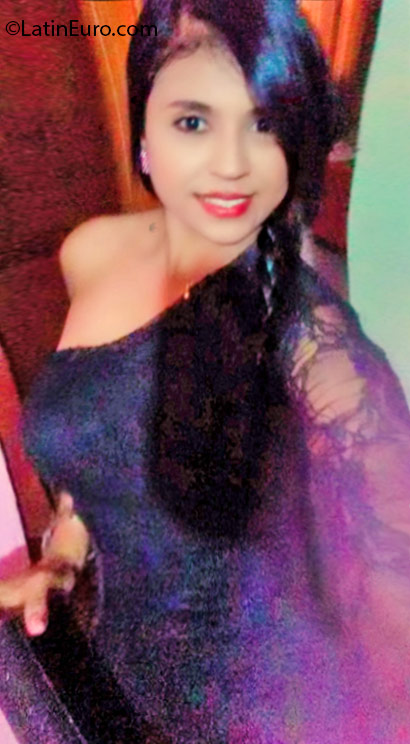 Date this good-looking Colombia girl Lemis from Valledupar CO18592