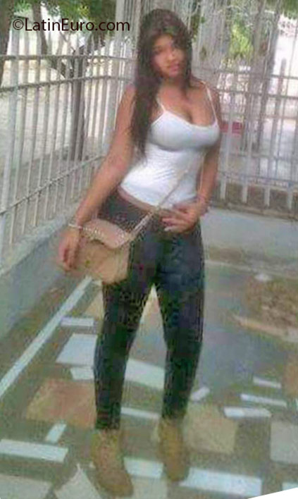 Date this attractive Colombia girl Nan from Medellin CO18739