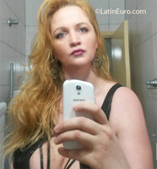 Date this gorgeous Brazil girl Helena from Sao Paulo BR9604
