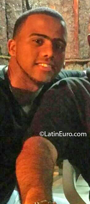 Date this happy Dominican Republic man John from Santiago DO25497