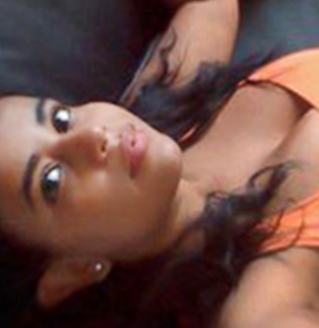 Date this funny Brazil girl Carolina from Contagem BR9644