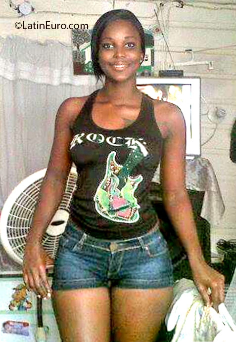 Date this funny Jamaica girl Nordi from Kingston JM2304