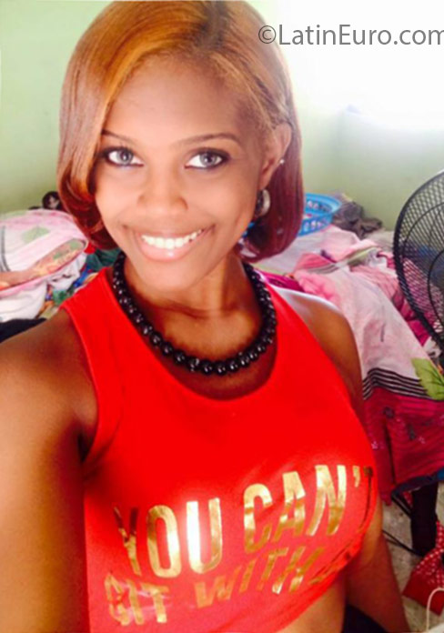 Date this pretty Jamaica girl Britty from  JM2308