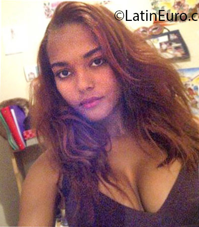 Date this sensual Dominican Republic girl Rose from Santo Domingo DO25666