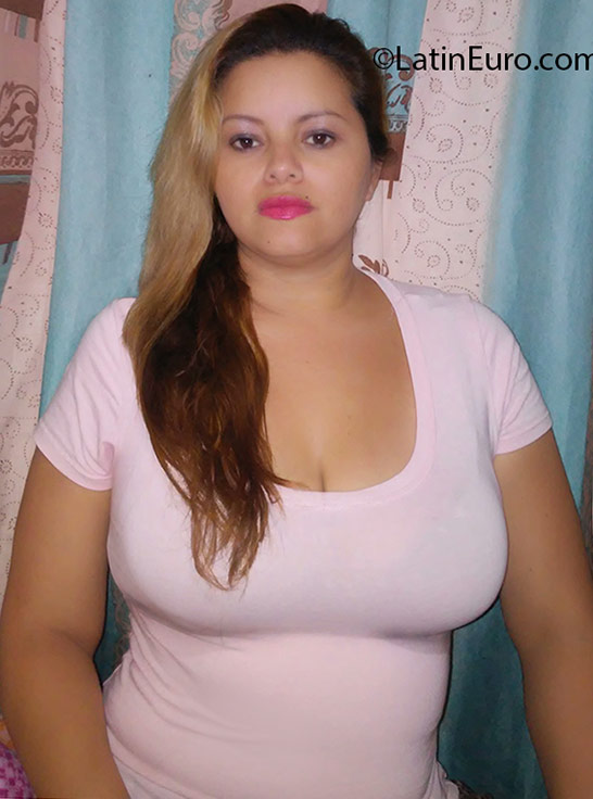 Date this sultry Costa Rica girl Marbeli from San Jose CR331