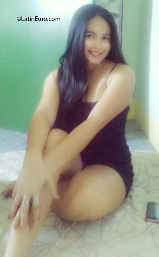 Date this good-looking Philippines girl Chery from Davao City PH901