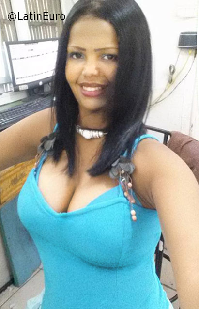 Date this young Dominican Republic girl Angelica from Santo Domingo DO25892