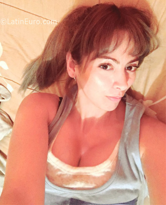 Date this lovely Colombia girl Paola from Valledupar CO19045