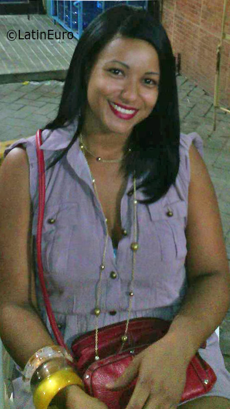 Date this charming Dominican Republic girl Marxleni from San Pedro De Macoris DO26185