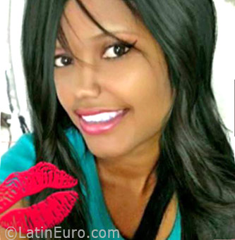 Date this attractive Dominican Republic girl Elizabeth from La Vega DO26187