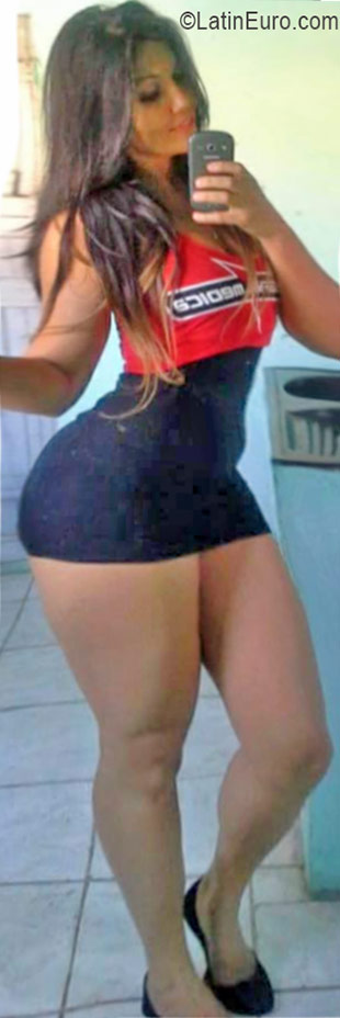 Date this funny Brazil girl Drika from Recife BR9737