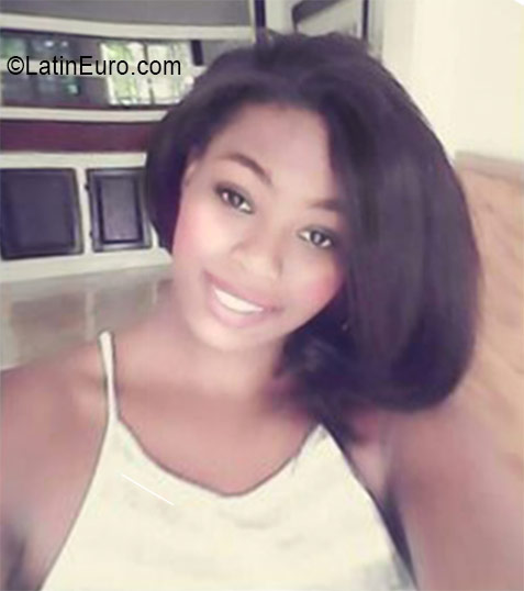 Date this young Jamaica girl Karen from Manchester JM2347