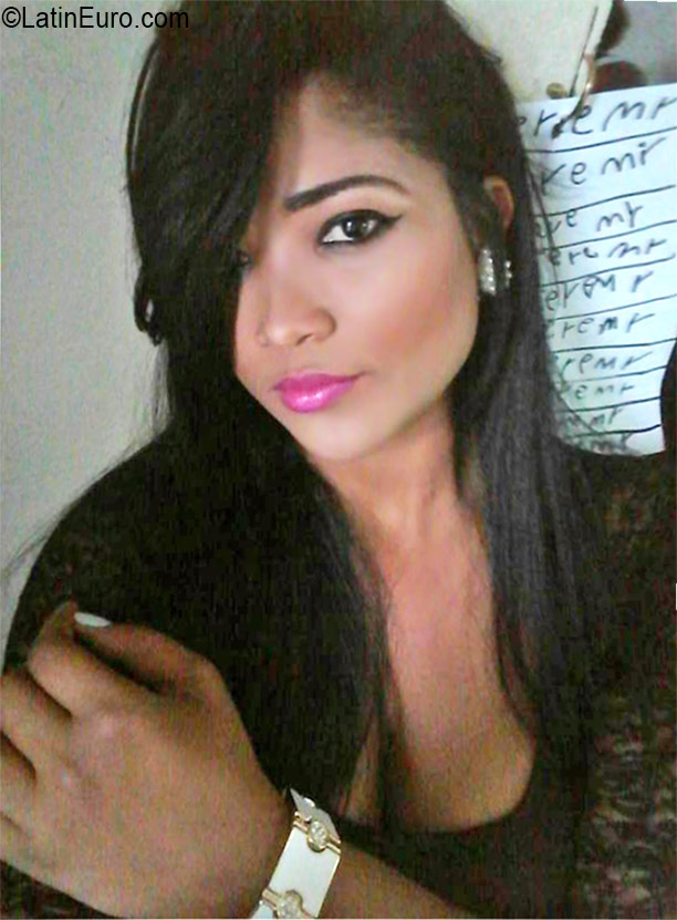 Date this fun Dominican Republic girl Rosana from Higuey DO26559