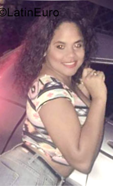Date this attractive Dominican Republic girl Dahiania from Salcedo DO26628