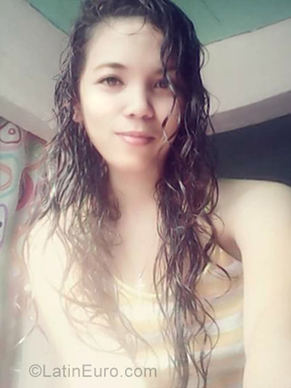 Date this cute Philippines girl Honey from Villaba PH945