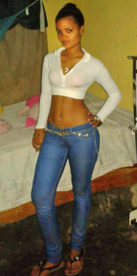 Date this funny Dominican Republic girl Cresauryis from Santo Domingo DO27270
