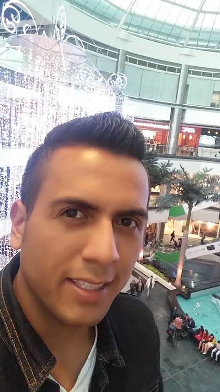Date this voluptuous Colombia man John edward from Bogota CO20199