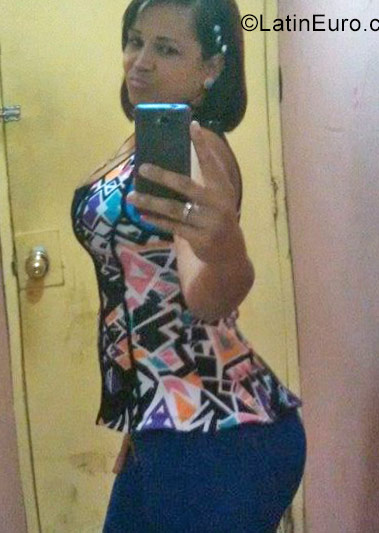 Date this attractive Dominican Republic girl Juany from Santiago DO27587