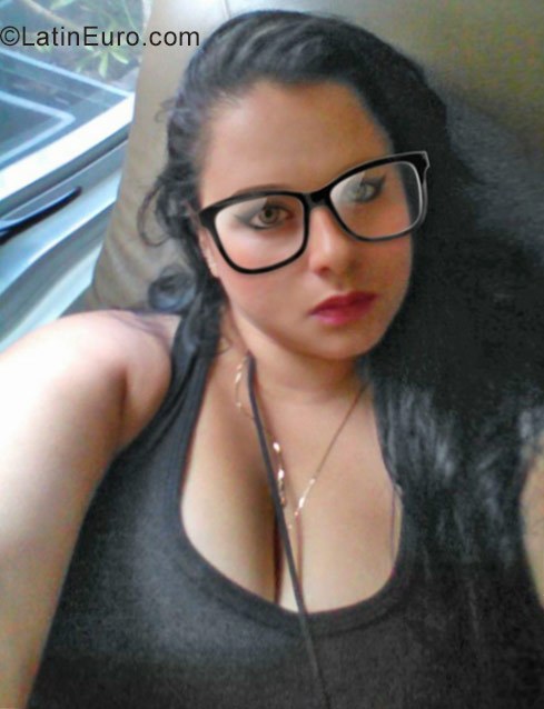 Date this sultry Colombia girl Marcela from Medellin CO20719