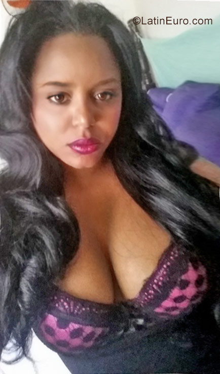 Date this hot Dominican Republic girl Michel from Puerto Plata DO28004