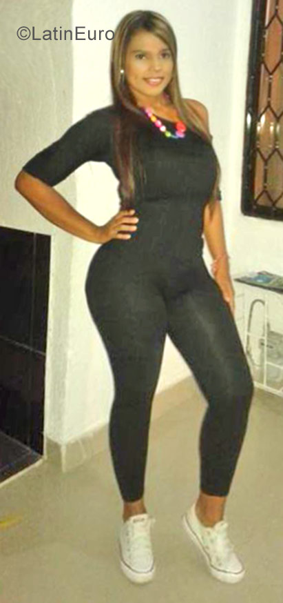 Date this fun Colombia girl Tatiana from Barranquilla CO21096